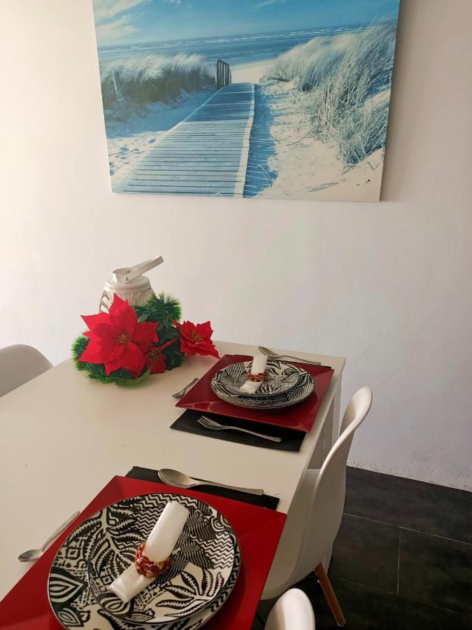 דירות אלתיאה Wonderful Seaviews Only Adults מראה חיצוני תמונה